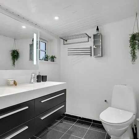 Four-bedroom In Ferienhaus *